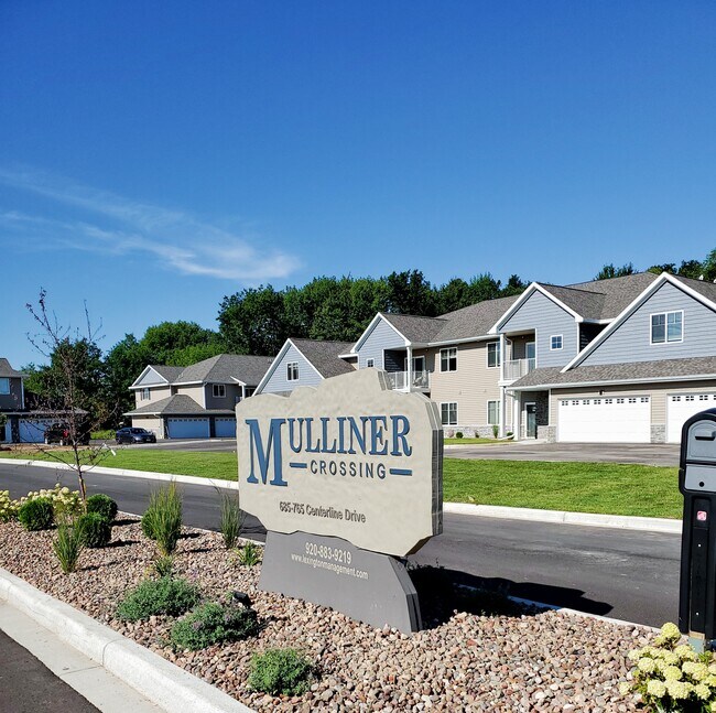 Mulliner Crossing 685765 Centerline Dr Hobart, WI Apartments for