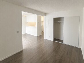 Building Photo - 1132 Wilmington Blvd