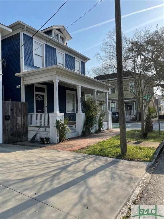 Foto del edificio - 224 E Duffy St