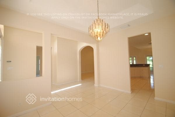 Foto del edificio - 6625 NW 113th Way