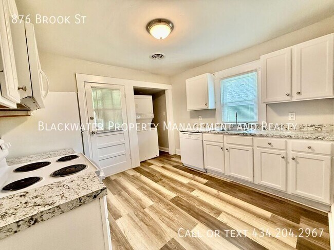 Foto del edificio - 876 Brook St