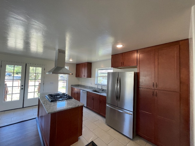 Building Photo - 4676 Fieldbrook Rd