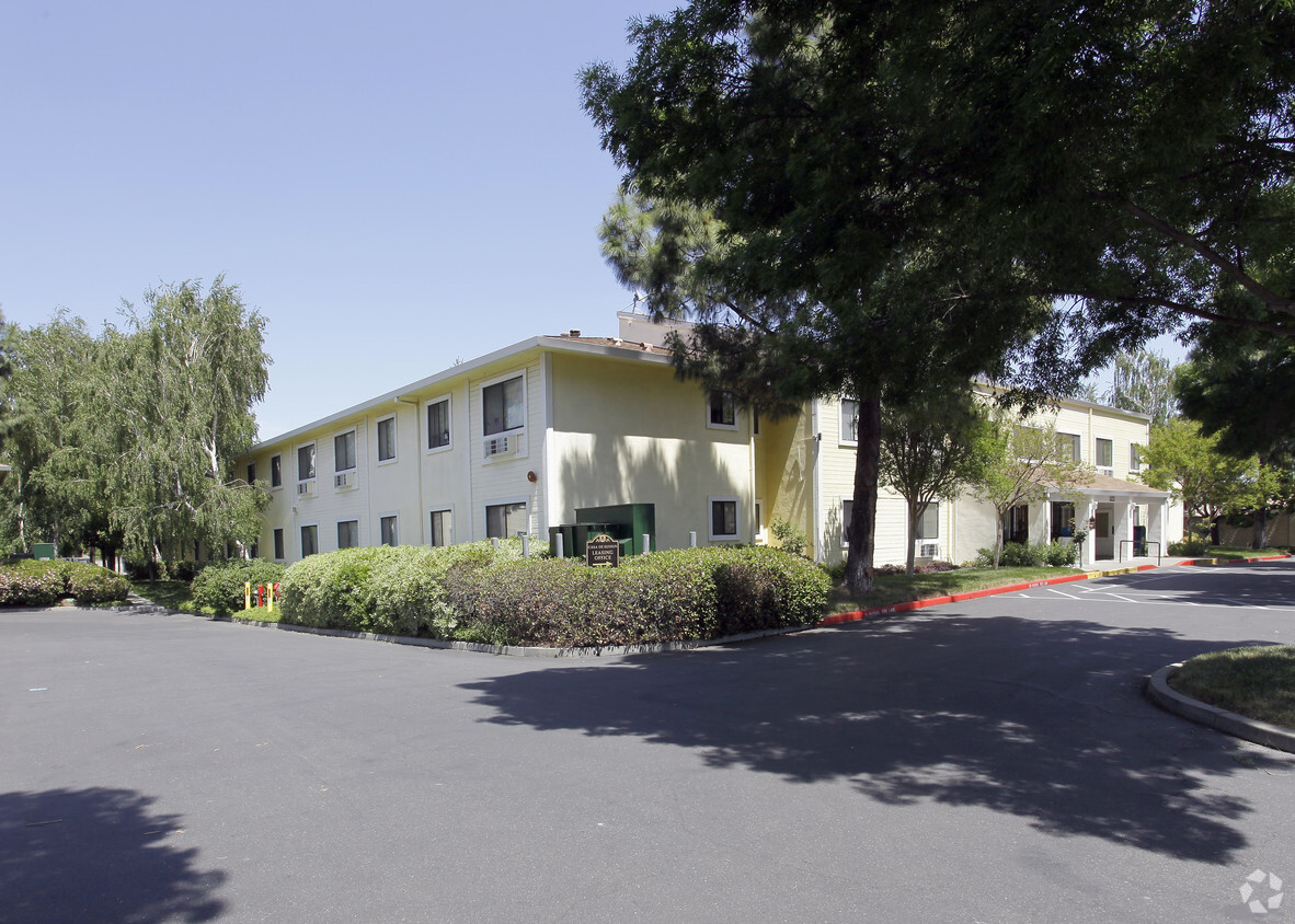 Primary Photo - Casa De Suisun Senior Apartments