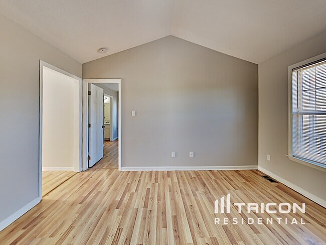 Building Photo - 109 Impressive Ln
