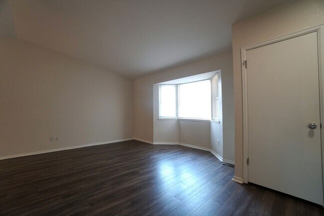 Building Photo - 2205 Parliament Dr