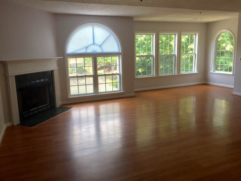 621 Mill Pond Ct, WinstonSalem, NC 27106 Condo for Rent in Winston