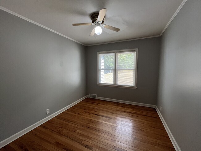 Building Photo - 7023 N 33rd St
