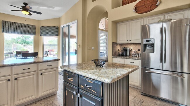 Foto del edificio - 30256 N 47th St