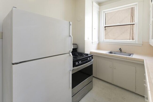 Foto del edificio - 2 bedroom in San Francisco CA 94133