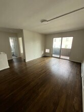 Building Photo - 473 Park Ave