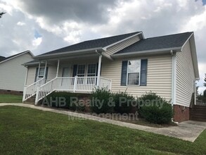 Building Photo - 200 Manning Way