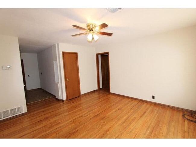 Building Photo - 202 K St
