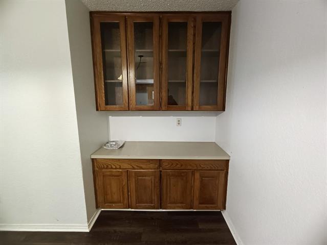Foto del edificio - 6439 Brookhaven Trail