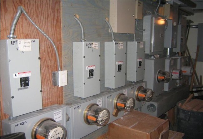 Circuit Breakers - 725 Morris Park Ave