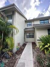 Building Photo - 9313 Ketay Cir