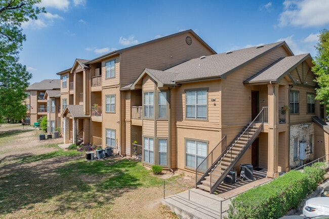 Unit Exterior - The Arboretum