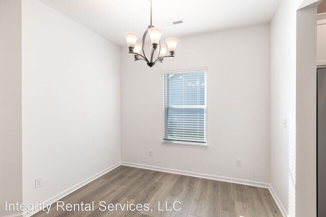 Building Photo - 4 br, 2.5 bath House - 1234 Stone Marker D...