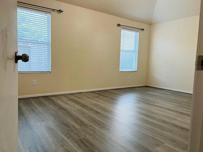 Building Photo - 3247 Upland Spring Trace