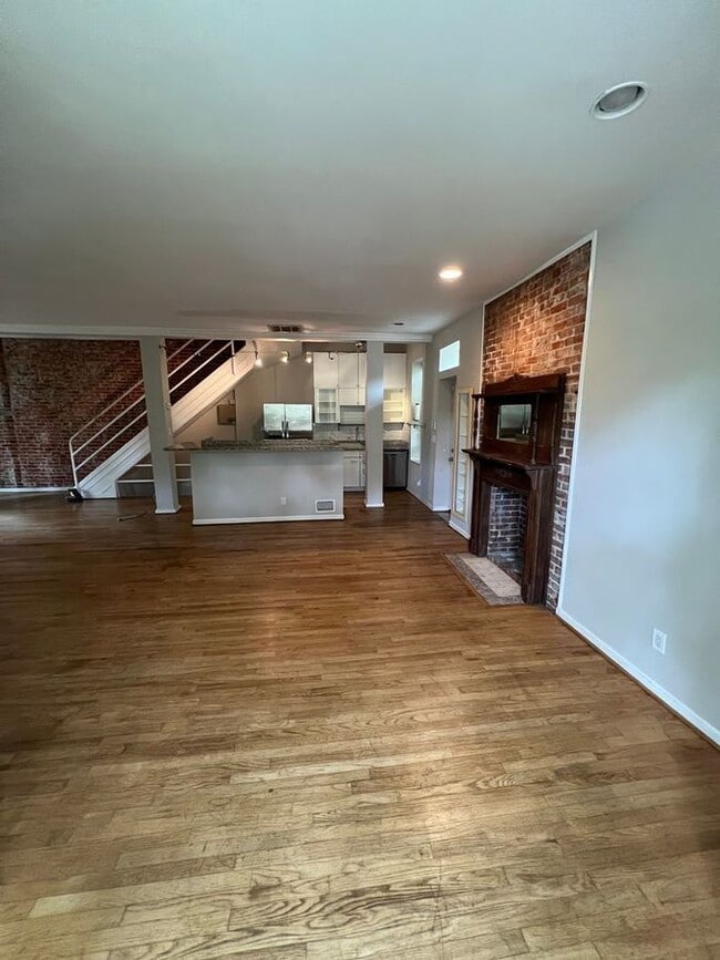 Building Photo - 1701 New Jersey Ave NW