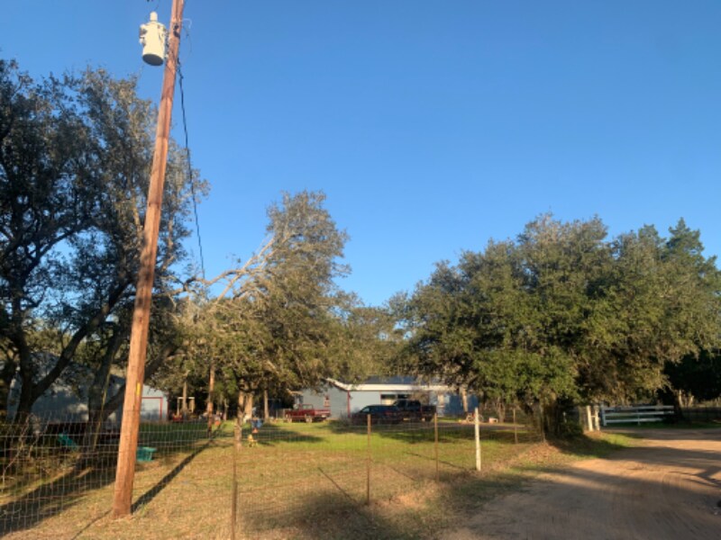 1023 Almost Heaven Ln, Columbus, TX 78934 House for Rent in Columbus