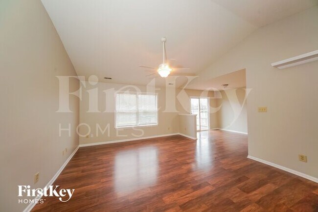 Foto del edificio - 7837 Cross Willow Blvd