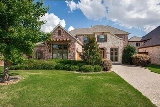 Building Photo - 9679 Carriage Hill Ln