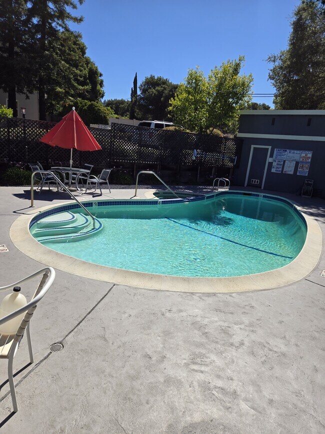 Building Photo - 6041 Scotts Valley Dr