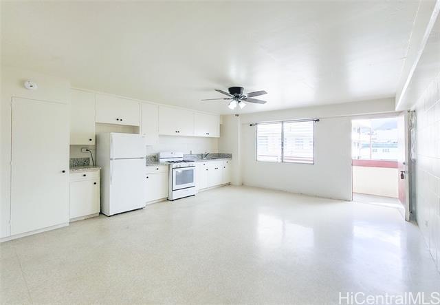 Foto del edificio - 526 N School St