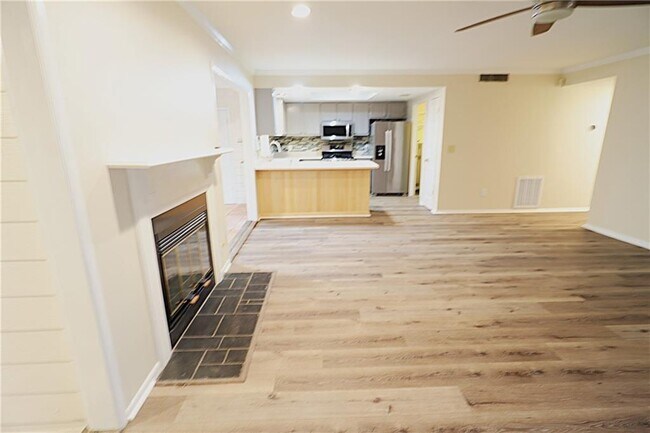 Foto del edificio - 83 Fair Haven Way