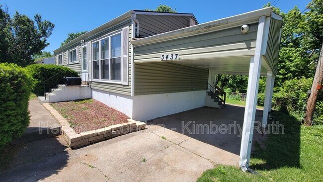 Building Photo - 3437 Elmhurst Dr