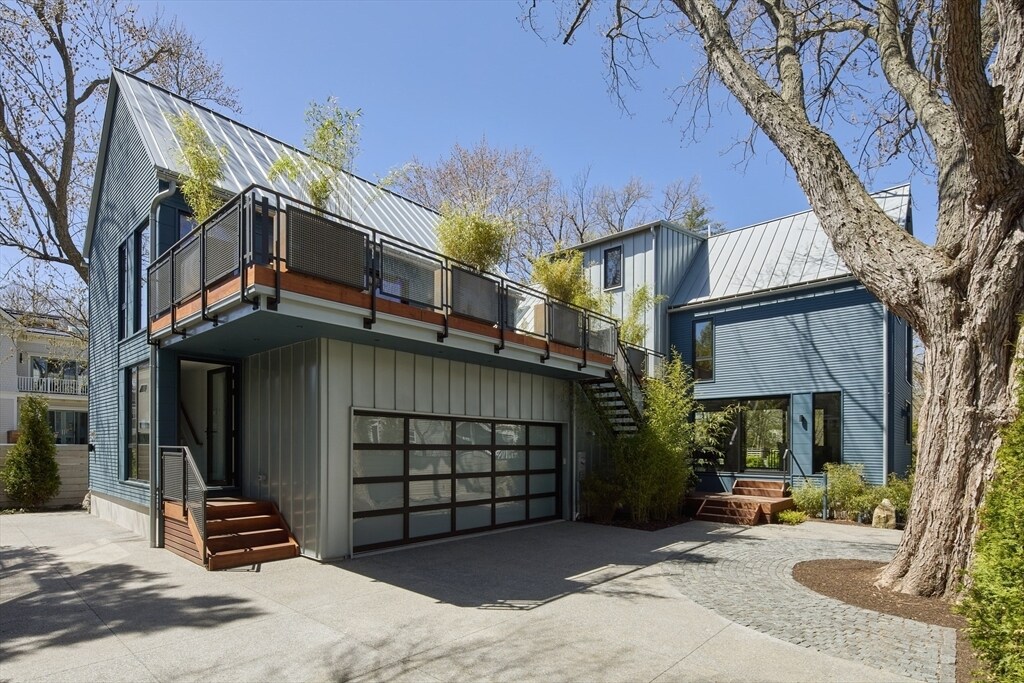Foto principal - 201.5 Lakeview Ave