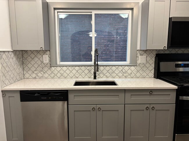 Foto del edificio - 1132 Northampton St