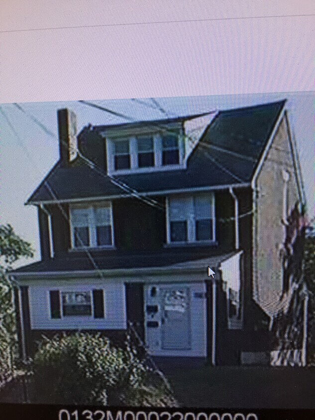 Primary Photo - 3009 Main St