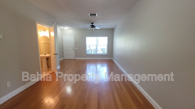 Foto del edificio - 6235 Bayside Key Dr
