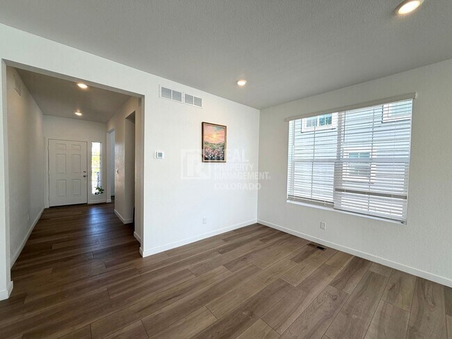 Foto del edificio - 10976 Snowdon St