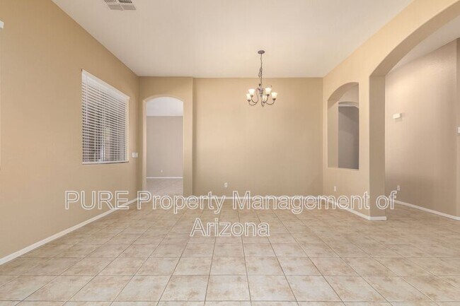Foto del edificio - 7418 W Lariat Ln