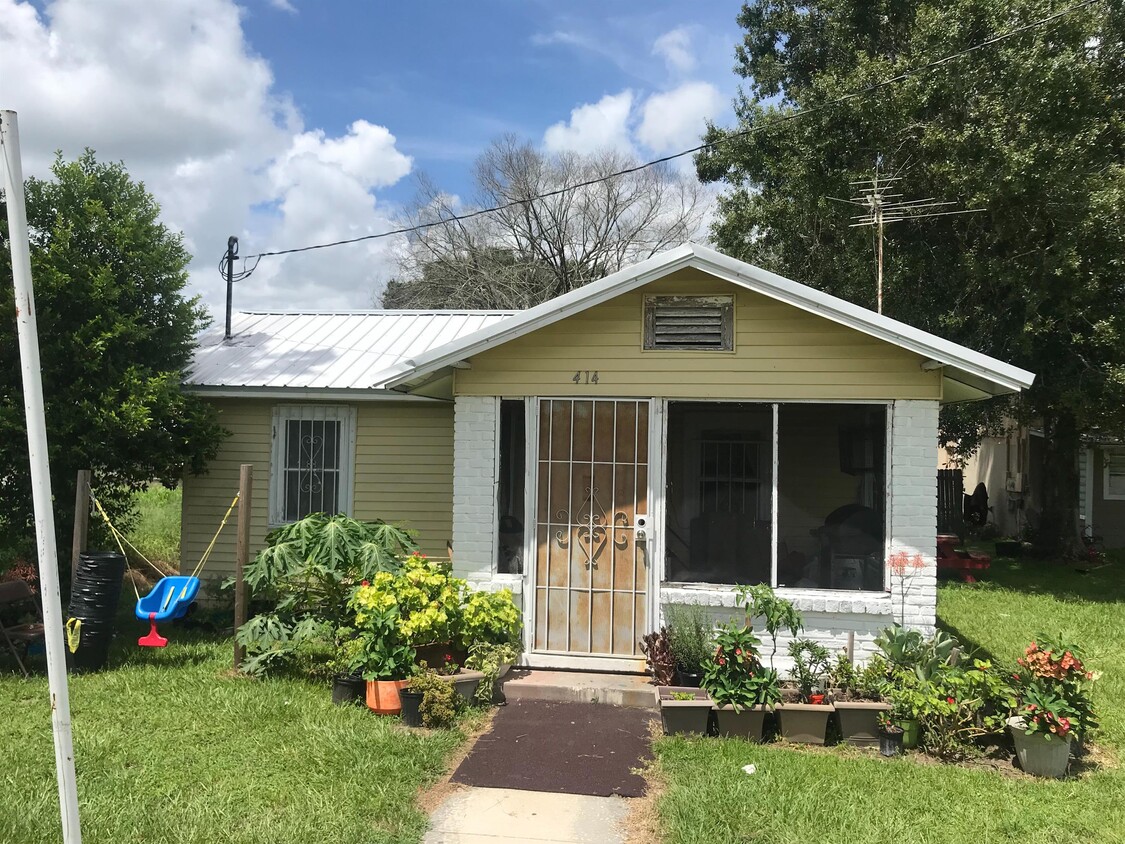 Primary Photo - 414 S Miami St