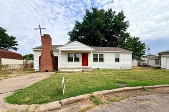 Building Photo - 317 N Atlanta St