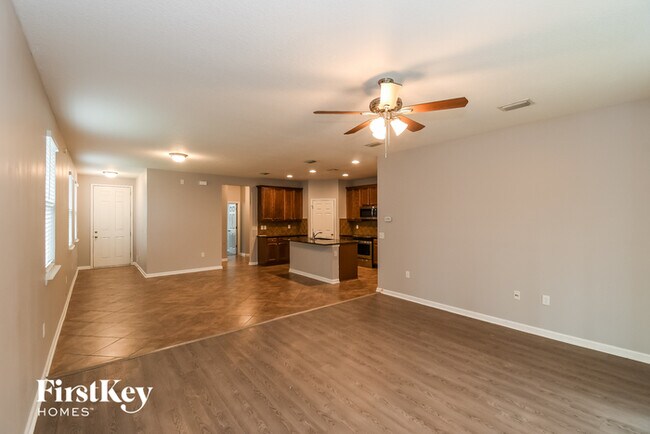 Foto del edificio - 2365 Turner Lakes Court