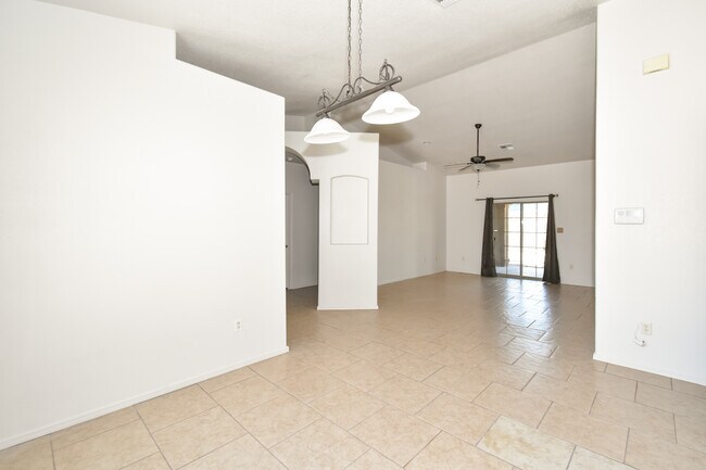 Foto del edificio - 9644 37th St