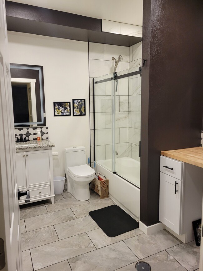 Foto del edificio - 2814 Biplane St