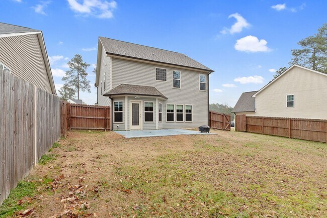 Building Photo - Great Home with Fenced Yard!