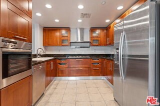 Foto del edificio - 107 N Swall Dr