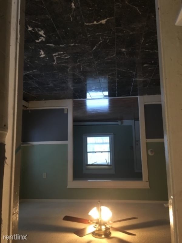 Building Photo - 19 Buttler Ave
