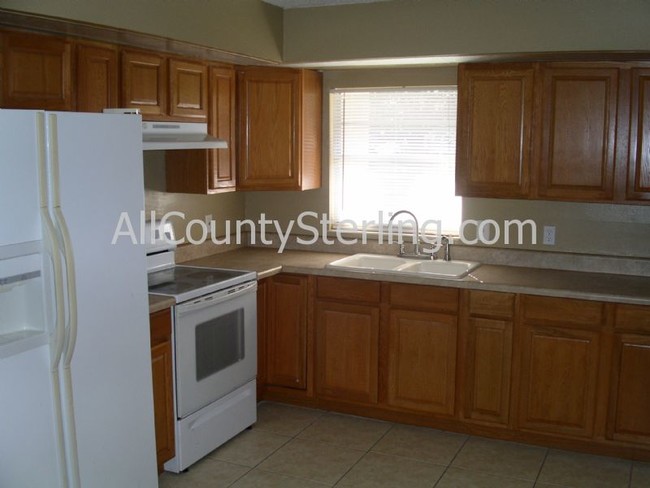 Building Photo - 309 S Candler Ave
