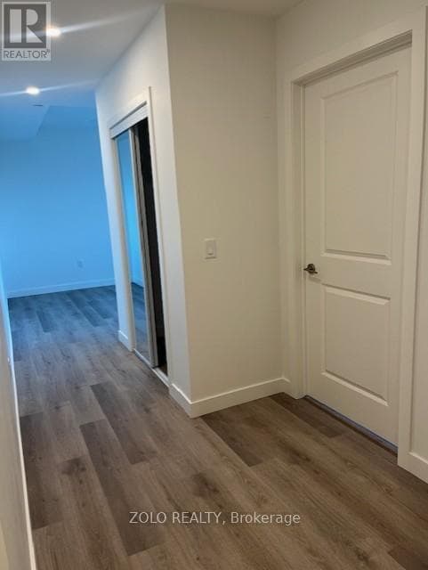 Building Photo - 461 Green Rd