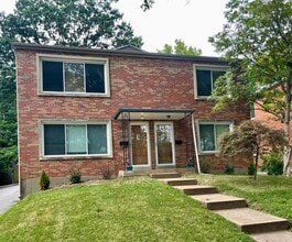 Building Photo - 757 Lepere