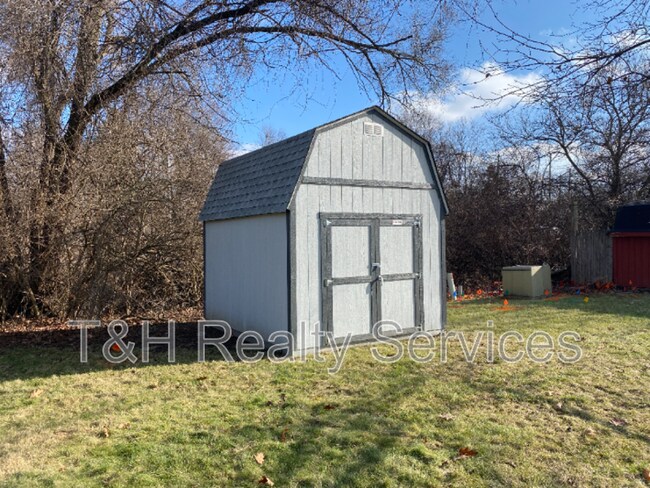Building Photo - 1402 Delbrook Ct