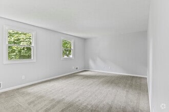 Building Photo - 109-111-111 Stonecliff Dr