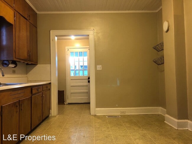 Building Photo - 3 br, 1 bath House - 2309 Acme Road